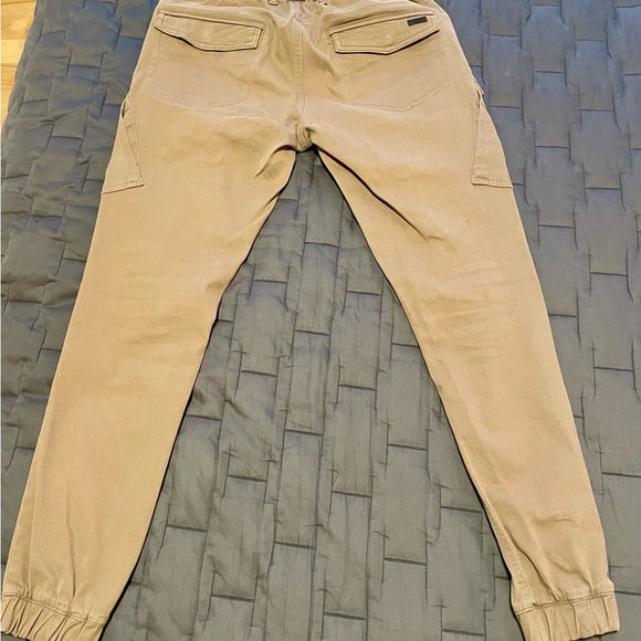 Men’s small cargo pants - Picture 2 of 5